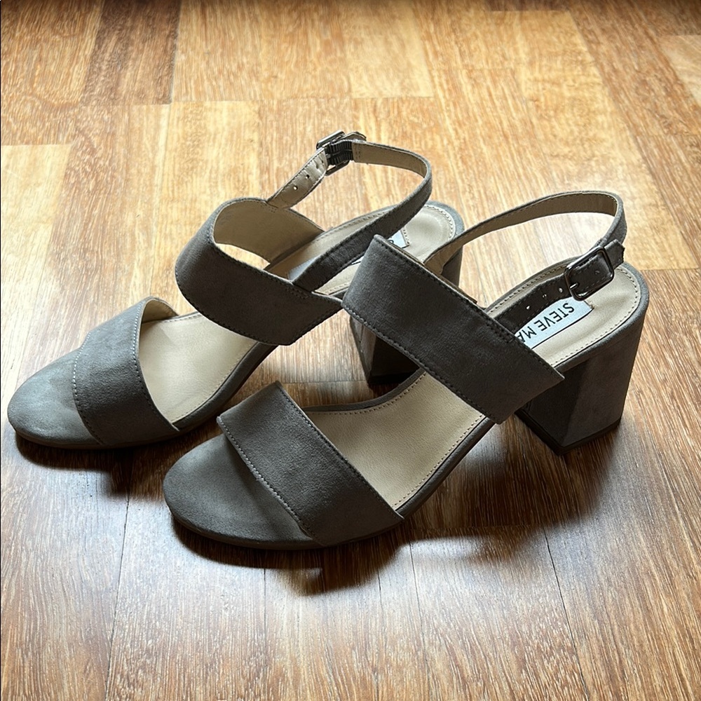 Steve Madden Gray Heeled Slingbacks
